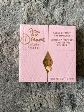 SEALED Pillow Talk Dreams Luxury Palette - Pink